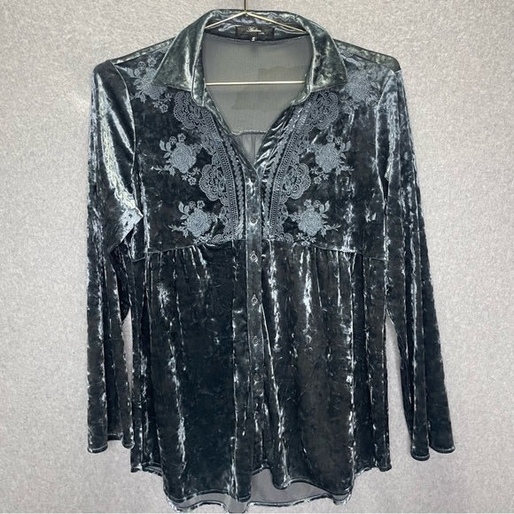 Andree by Unit Whimsigoth Boho Blue Crushed Velvet Embroidered Button Down Top - Picture 1 of 6